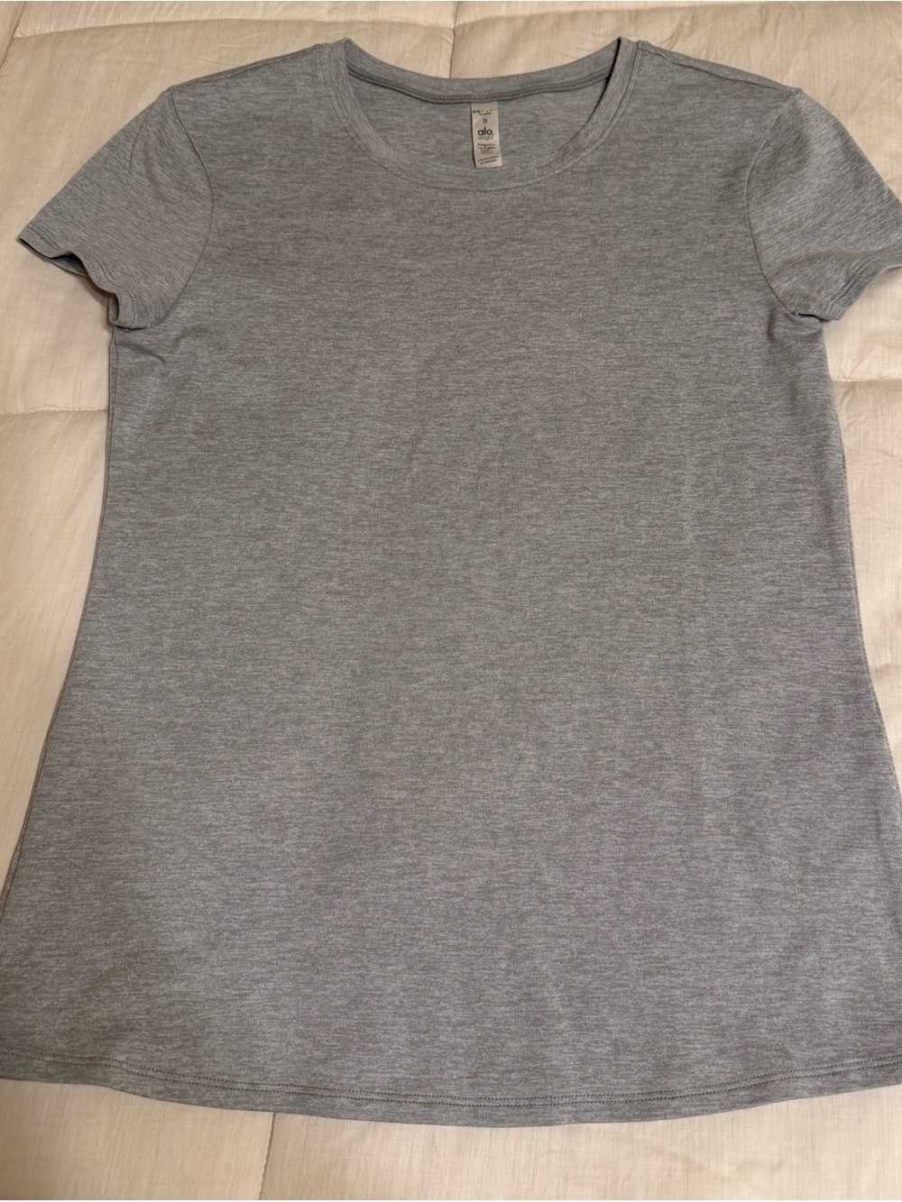 ALO gray short sleeve Tee